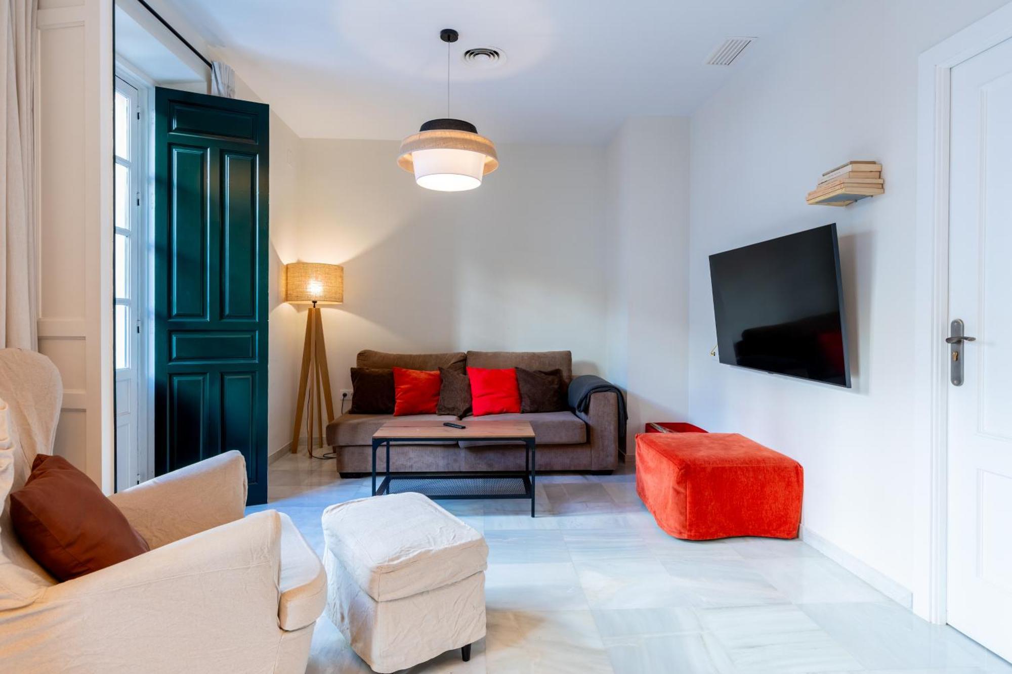 Holi-Rent Penthouse Penuelas Seville Exterior photo