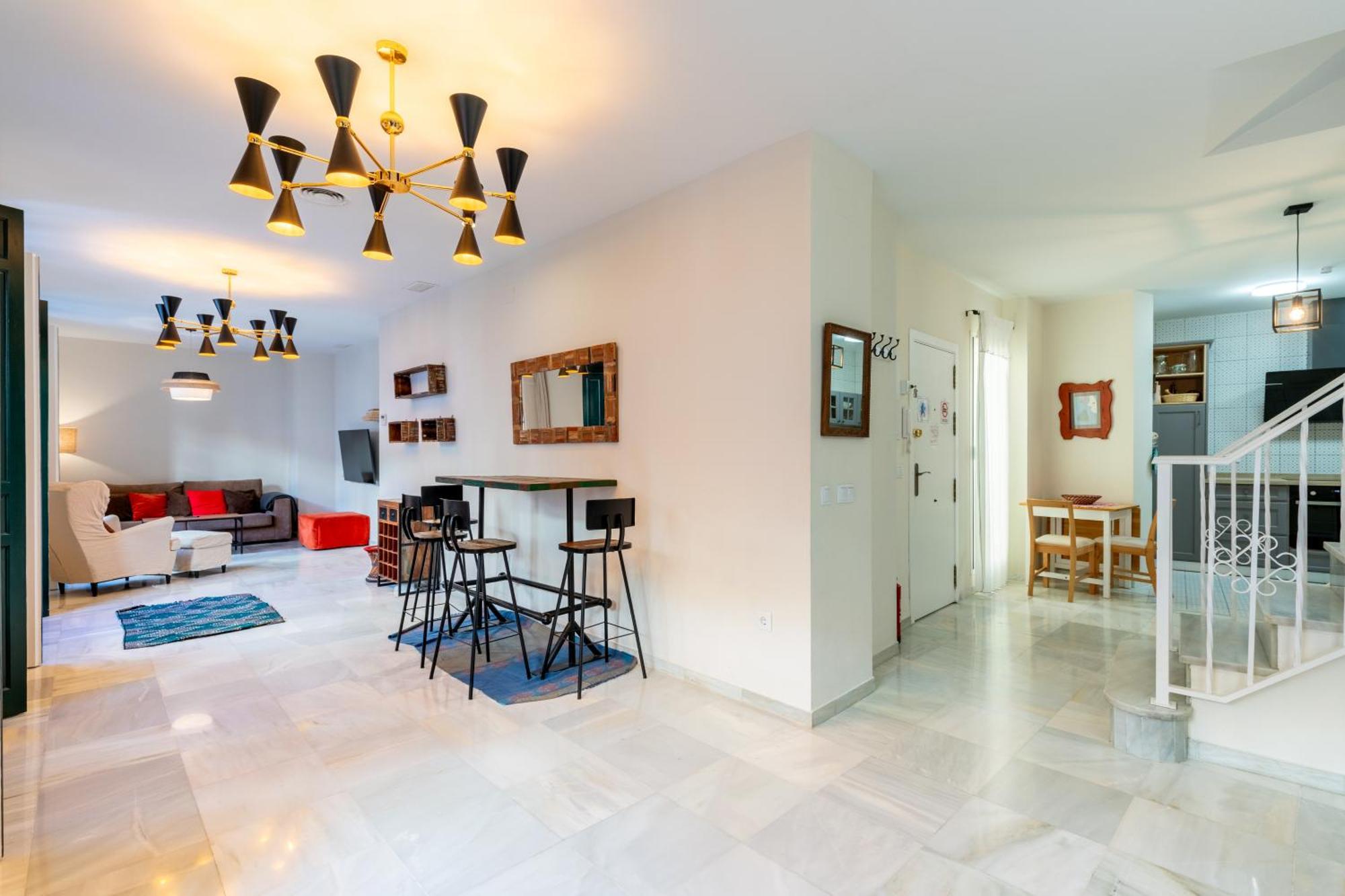 Holi-Rent Penthouse Penuelas Seville Exterior photo